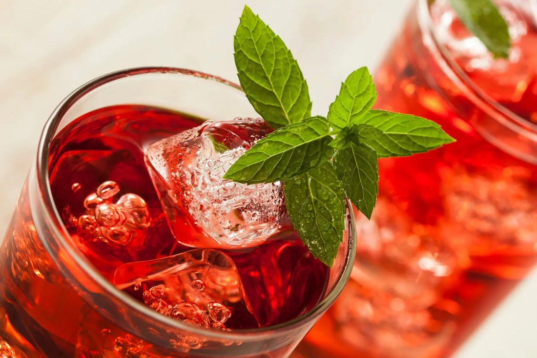 The Health Benefits of Hibiscus Tea: Why Hibiscus Splash is The Perfect Iced Tea for Summer - MediTea Wellness